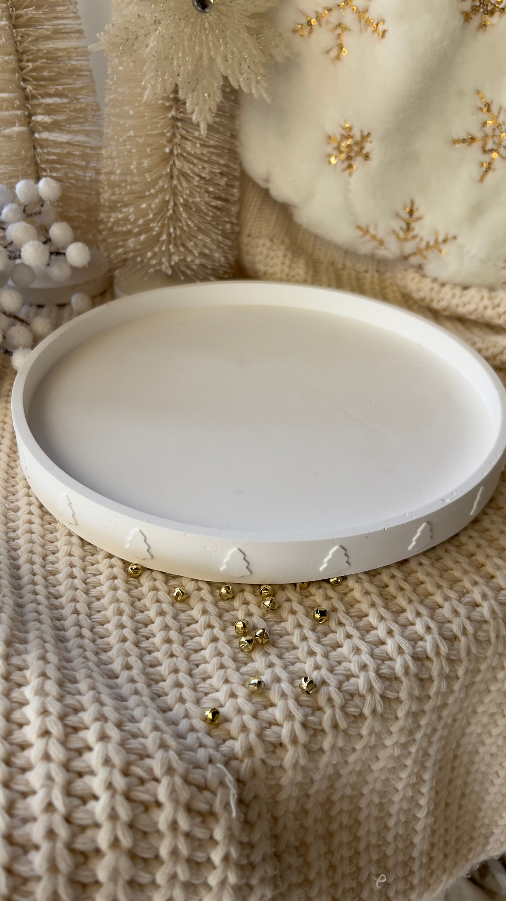 Round Tray with Mini Trees