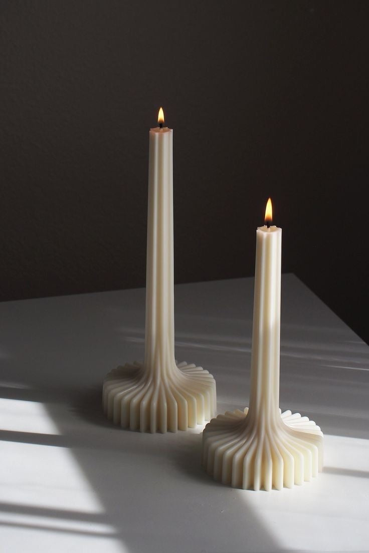 Large Ribbed Lamp