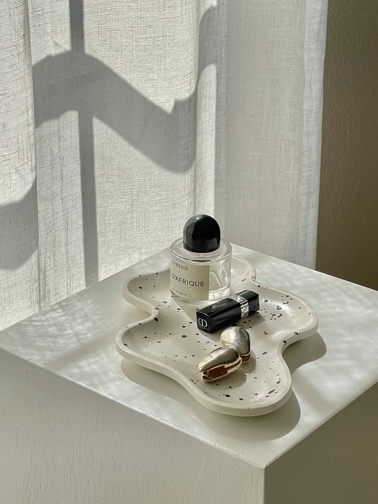 صينية موجية كبيرة