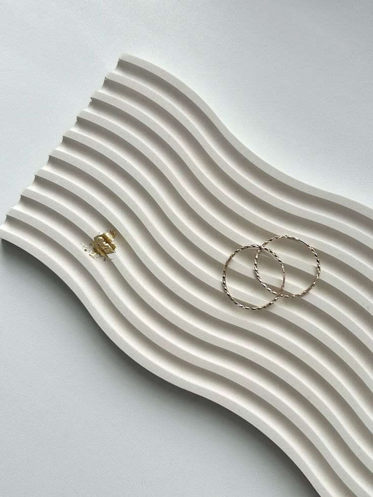 صينية التدفق