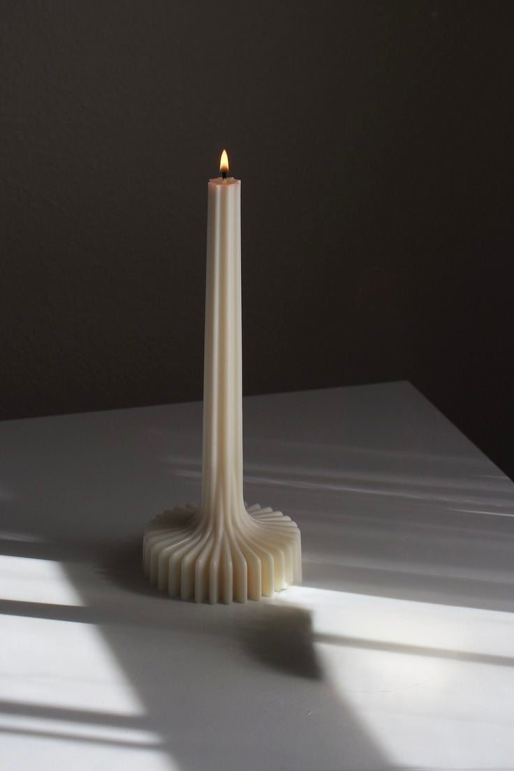 Medium Ribbed Lamp