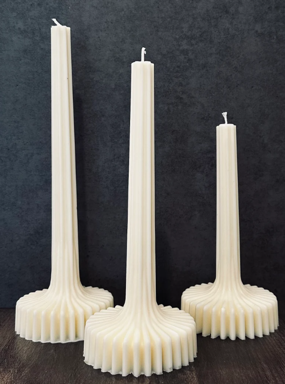 Large Ribbed Lamp