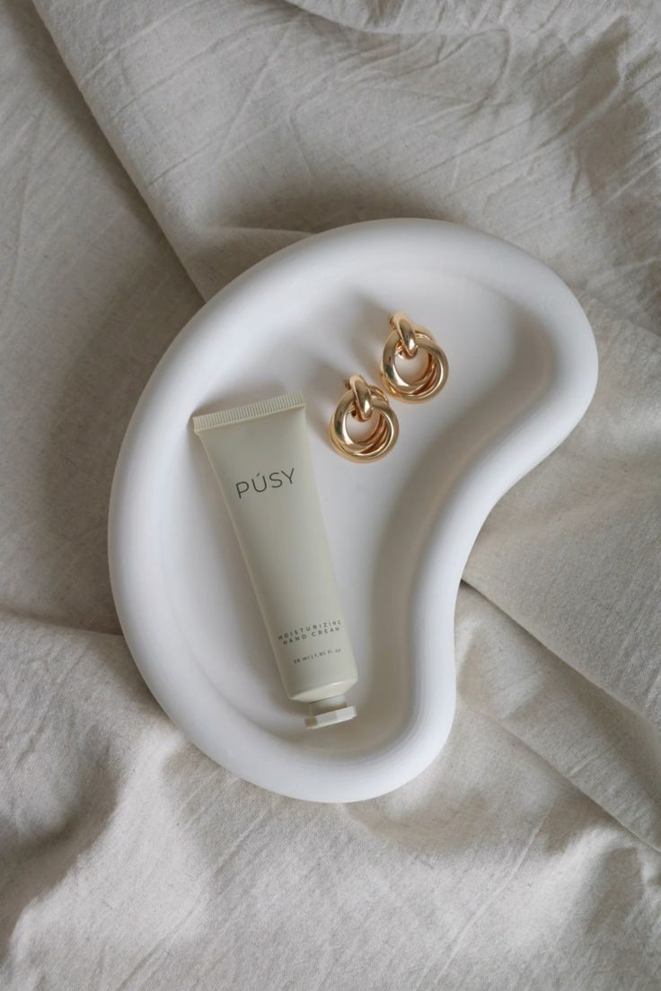 صينية صغيرة